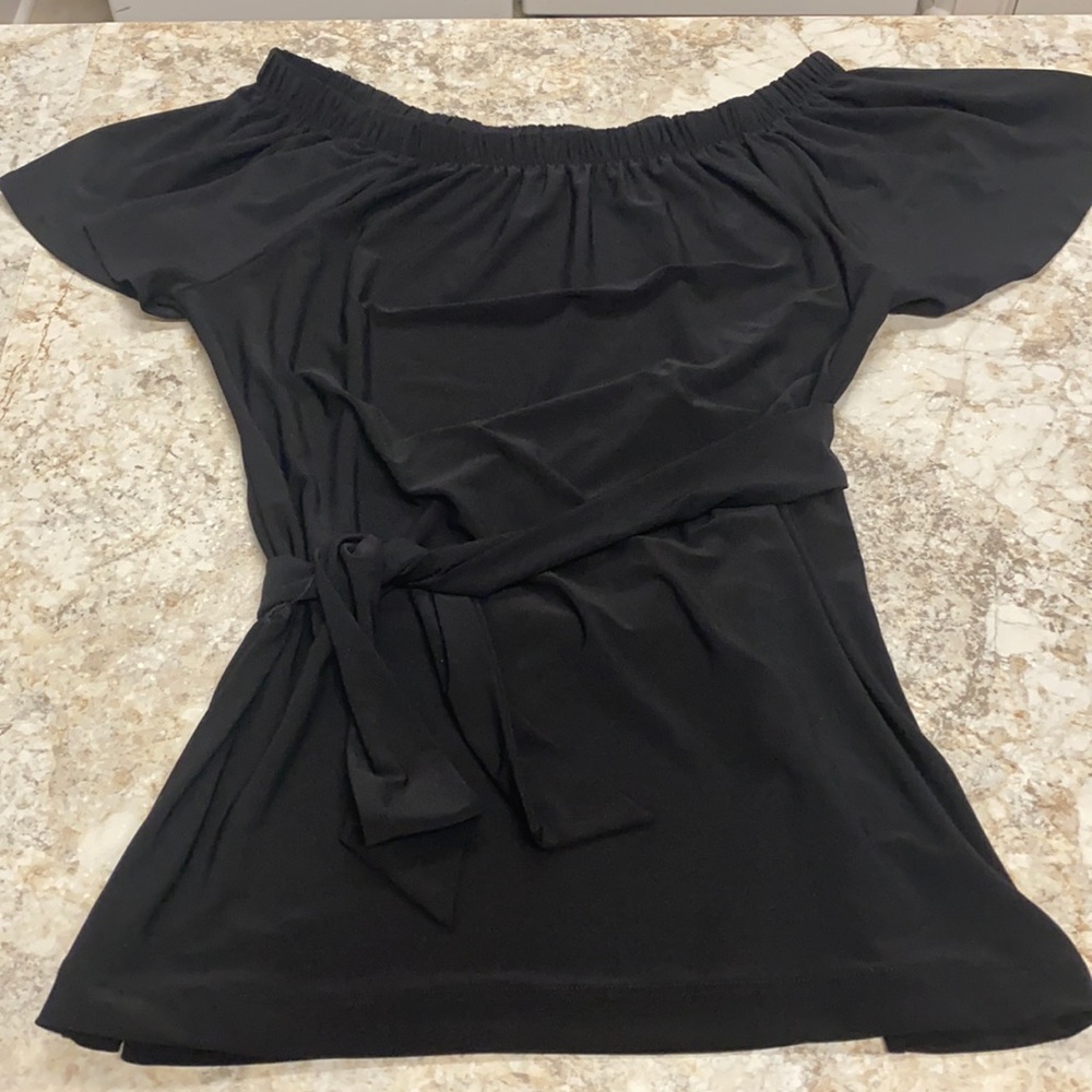 White House Black Market top